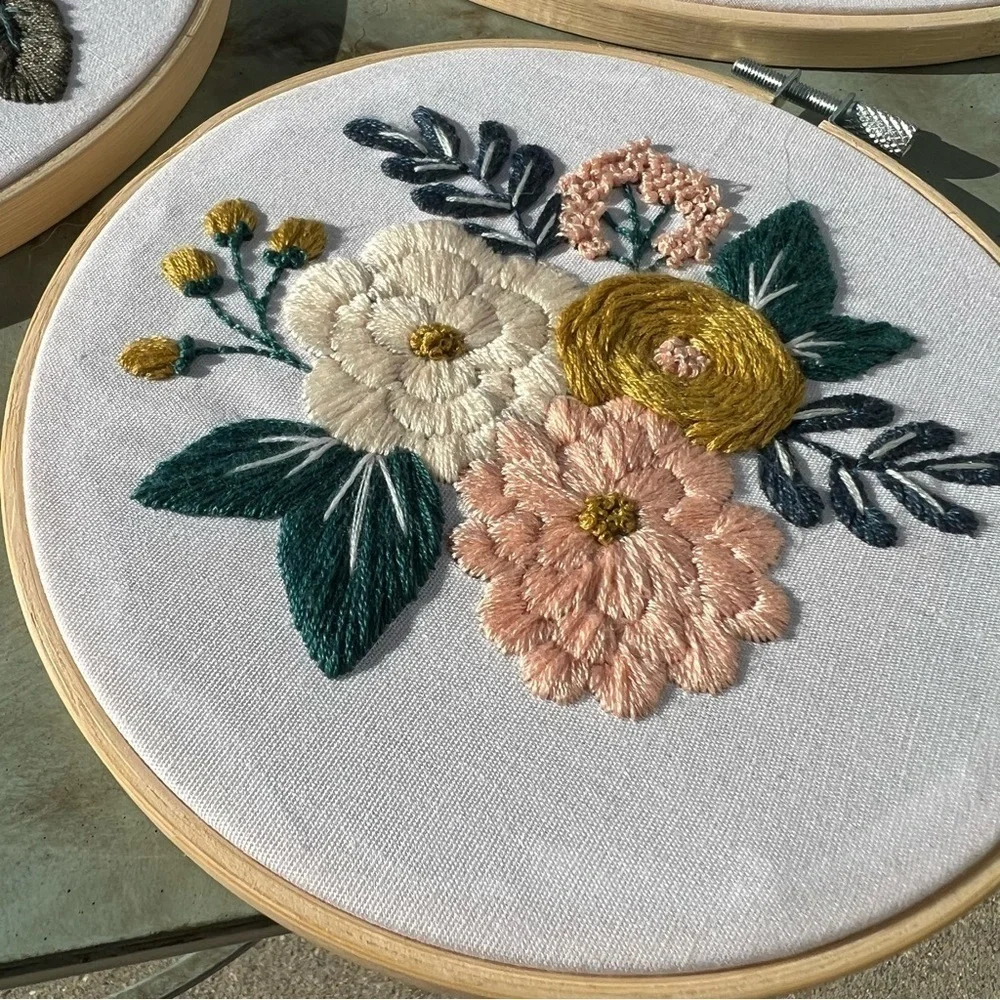 3 handcrafted embroidered flowers in a wooden hoops 10.5" 8" 6" - Picture 3 of 9